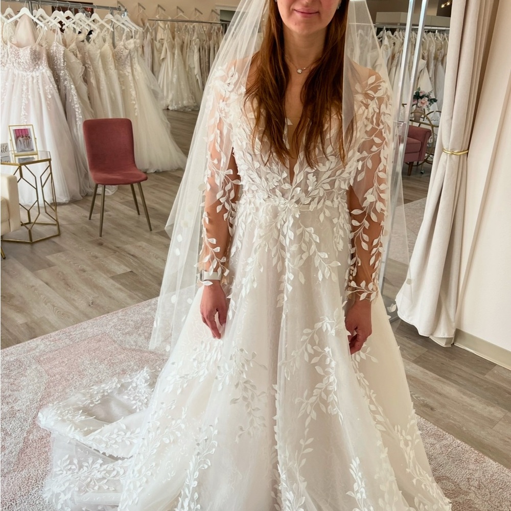 Wedding dress size 6